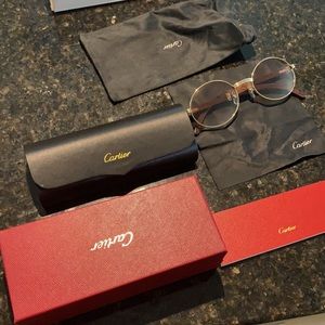 Oval brushed wood glasses